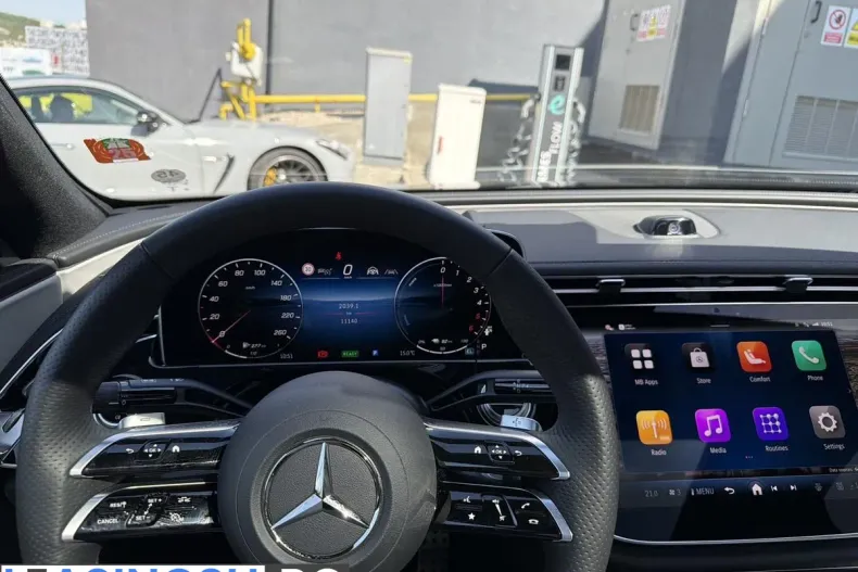 Mercedes-Benz E 300 (Clasa E) din 2025 cu 12.800 km - oferta MER244319 - foto 13