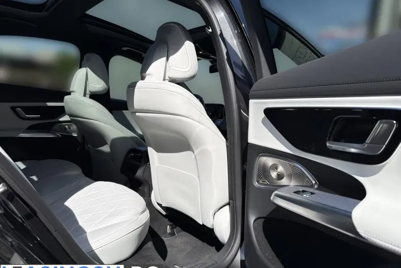 Mercedes-Benz E 300 (Clasa E) din 2025 cu 12.800 km - oferta MER244319 - foto 17