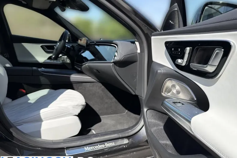 Mercedes-Benz E 300 (Clasa E) din 2025 cu 12.800 km - oferta MER244319 - foto 18