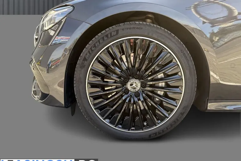 Mercedes-Benz E 300 (Clasa E) din 2025 cu 12.800 km - oferta MER244319 - foto 25