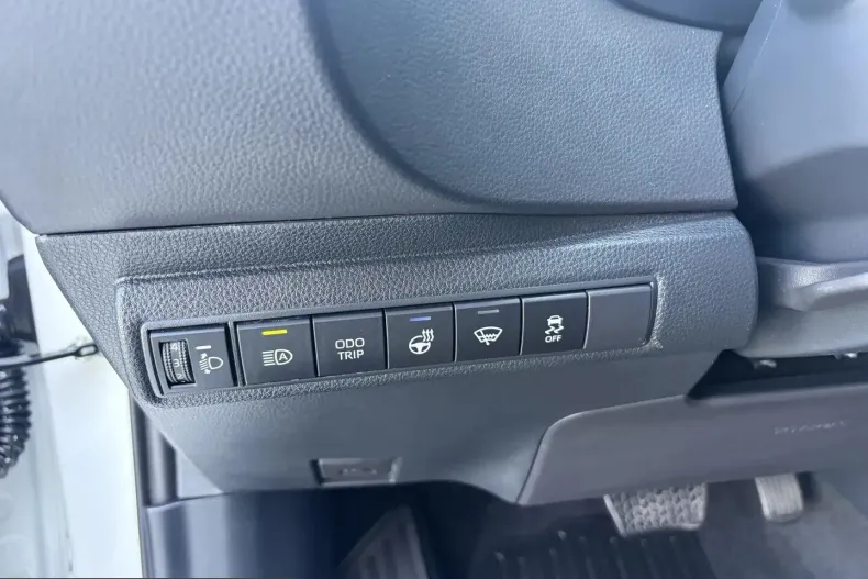 Toyota Corolla din 2023 cu 41.032 km - oferta TOY244327 - foto 17