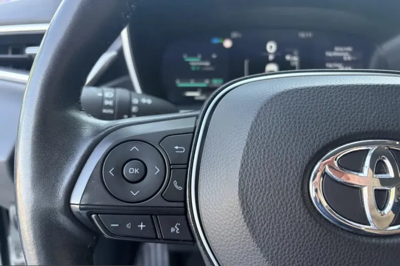 Toyota Corolla din 2023 cu 41.032 km - oferta TOY244327 - foto 22