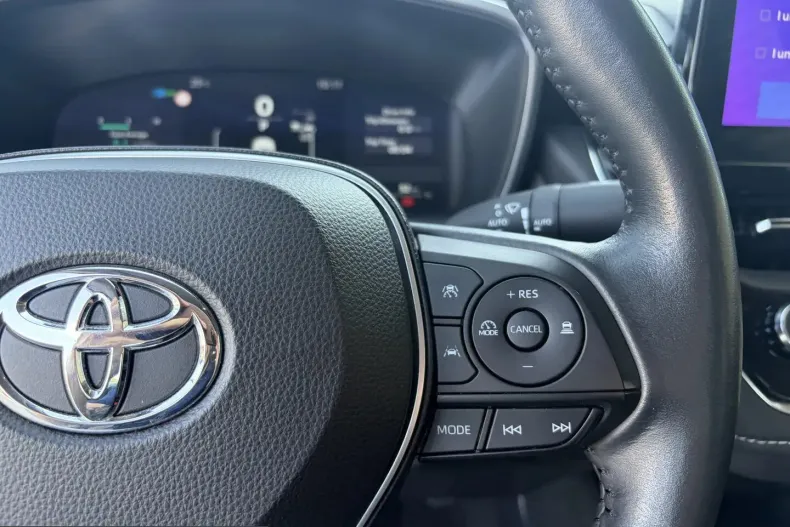 Toyota Corolla din 2023 cu 41.032 km - oferta TOY244327 - foto 23