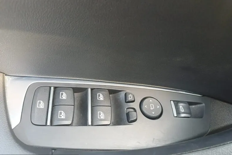 BMW X3 (Seria X) din 2021 cu 93.850 km - oferta BMW244328 - foto 13