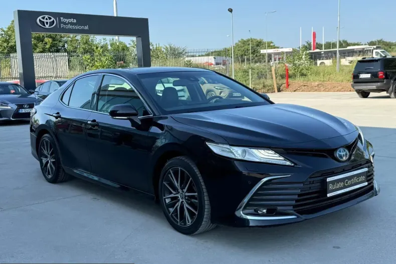 Toyota Camry din 2023 cu 52.551 km - oferta TOY244331 - foto 4