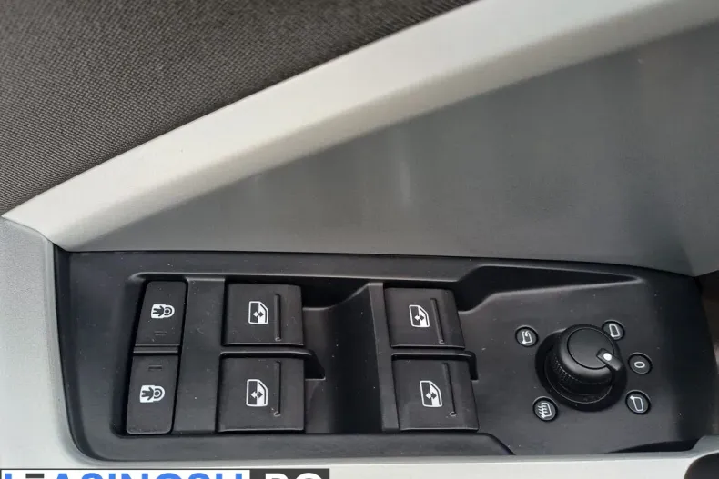 Audi Q3 din 2021 cu 83.650 km - oferta AUD244335 - foto 13