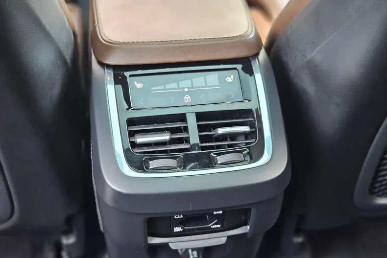 Volvo XC90 din 2020 cu 150.000 km - oferta VOL244340 - foto 33