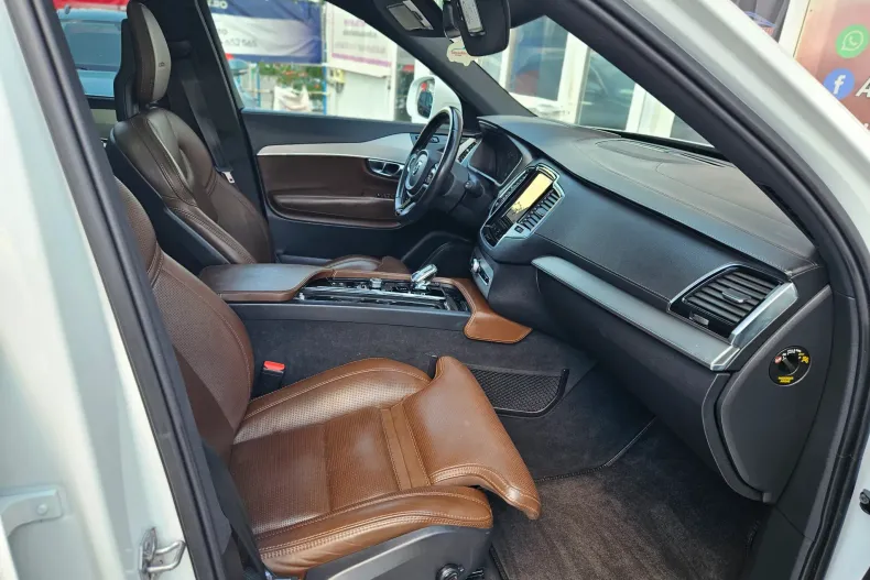 Volvo XC90 din 2020 cu 150.000 km - oferta VOL244340 - foto 35