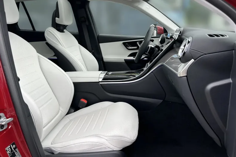 Mercedes-Benz GLC 300 (Clasa GLC) din 2026 cu 19 km - oferta MER244343 - foto 12