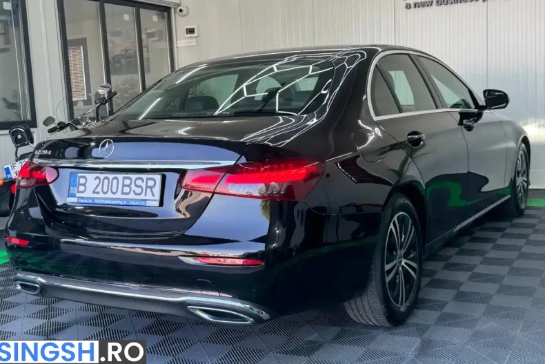 Mercedes-Benz E 220 (Clasa E) din 2022 cu 154.060 km - oferta MER244344 - foto 6