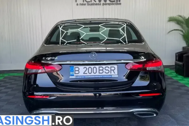 Mercedes-Benz E 220 (Clasa E) din 2022 cu 154.060 km - oferta MER244344 - foto 30