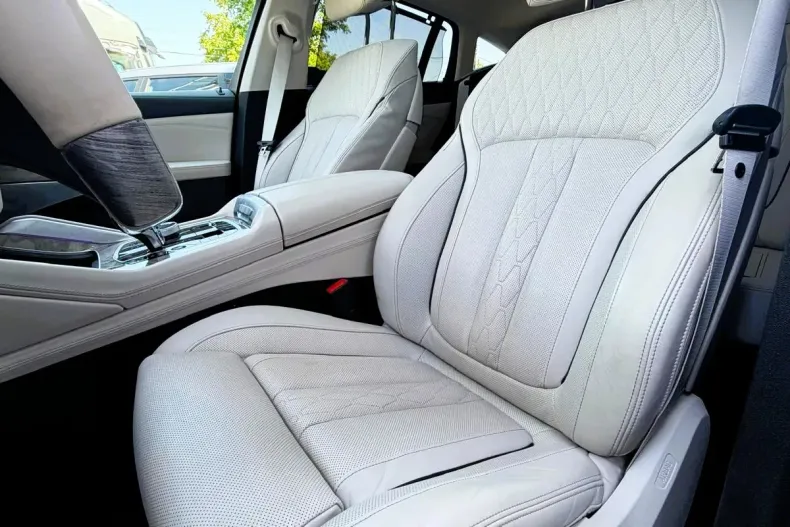 BMW X6 (Seria X) din 2020 cu 70.422 km - oferta BMW244346 - foto 13