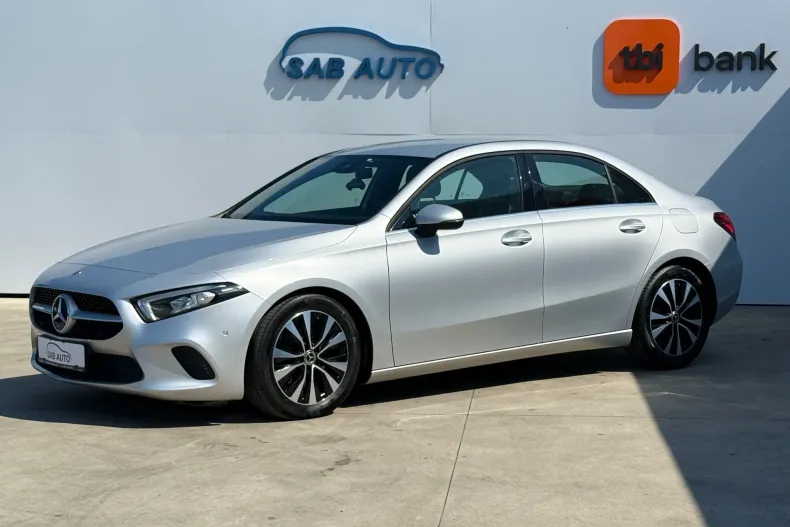 Mercedes-Benz A 200 (Clasa A) din 2022 cu 139.296 km - oferta MER244348 - foto 1