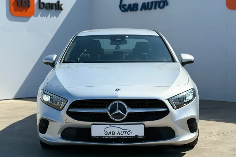 Mercedes-Benz A 200 (Clasa A) din 2022 cu 139.296 km - oferta MER244348 - foto 2