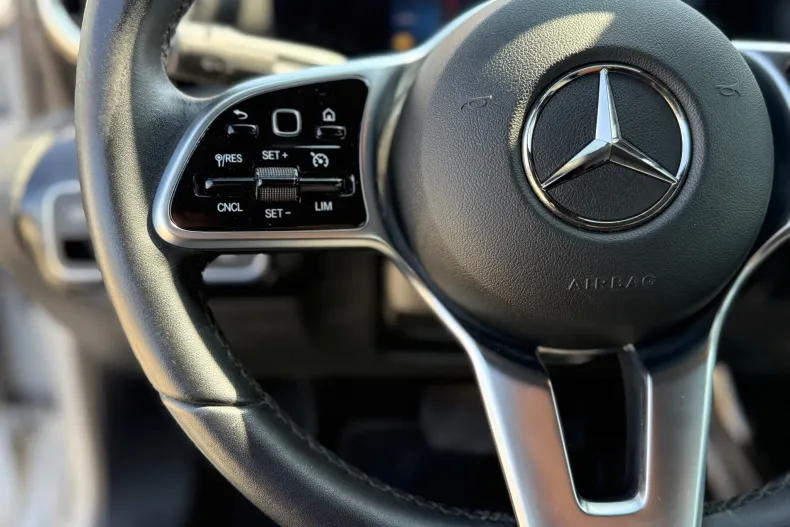 Mercedes-Benz A 200 (Clasa A) din 2022 cu 139.296 km - oferta MER244348 - foto 5