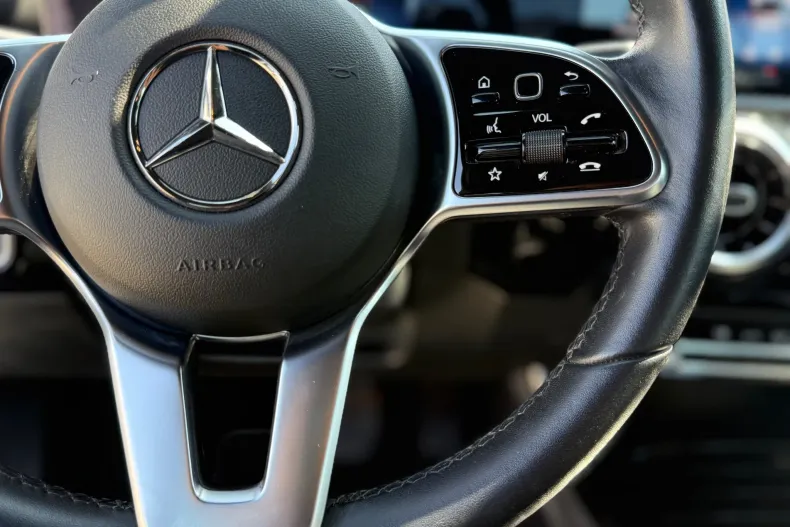 Mercedes-Benz A 200 (Clasa A) din 2022 cu 139.296 km - oferta MER244348 - foto 6