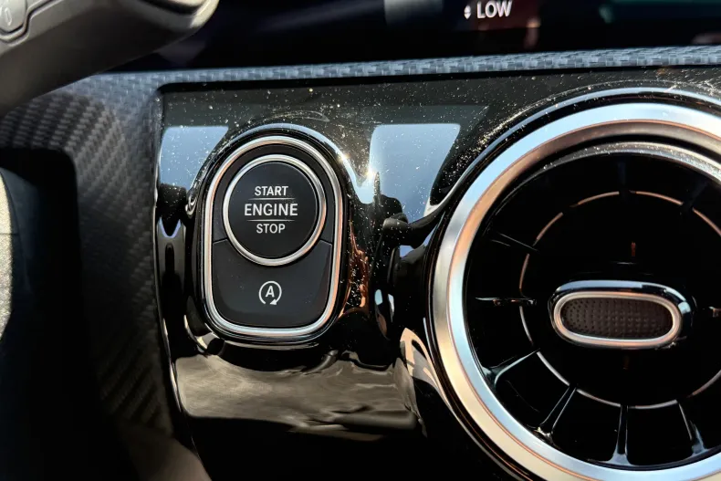 Mercedes-Benz A 200 (Clasa A) din 2022 cu 139.296 km - oferta MER244348 - foto 7