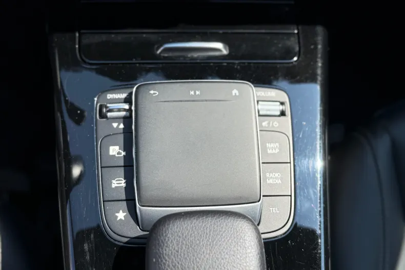 Mercedes-Benz A 200 (Clasa A) din 2022 cu 139.296 km - oferta MER244348 - foto 10