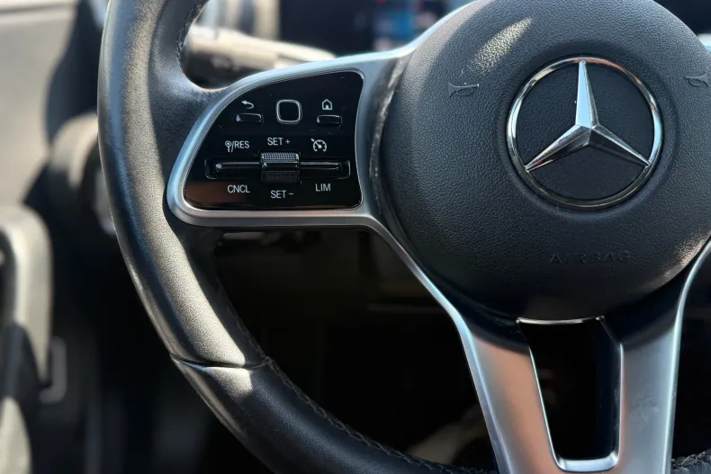 Mercedes-Benz A 200 (Clasa A) din 2022 cu 177.905 km - oferta MER244349 - foto 5