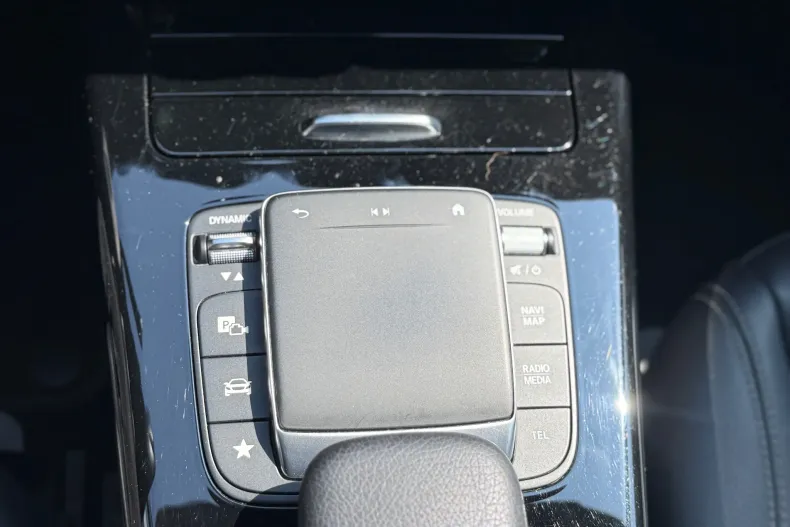 Mercedes-Benz A 200 (Clasa A) din 2022 cu 177.905 km - oferta MER244349 - foto 8