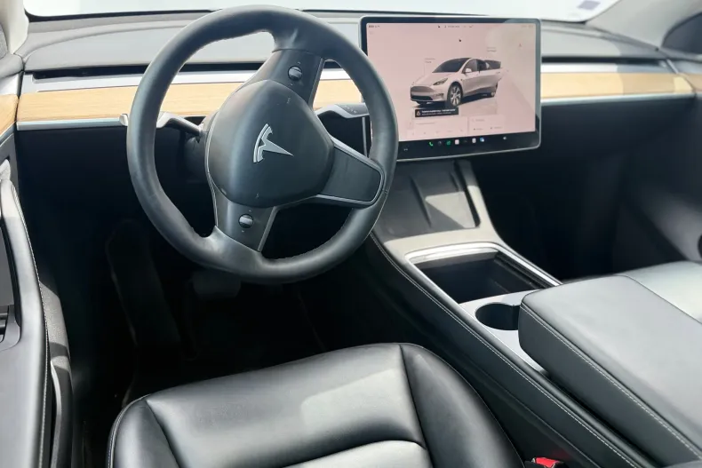 Tesla Model Y din 2022 cu 115.523 km - oferta TES244350 - foto 4