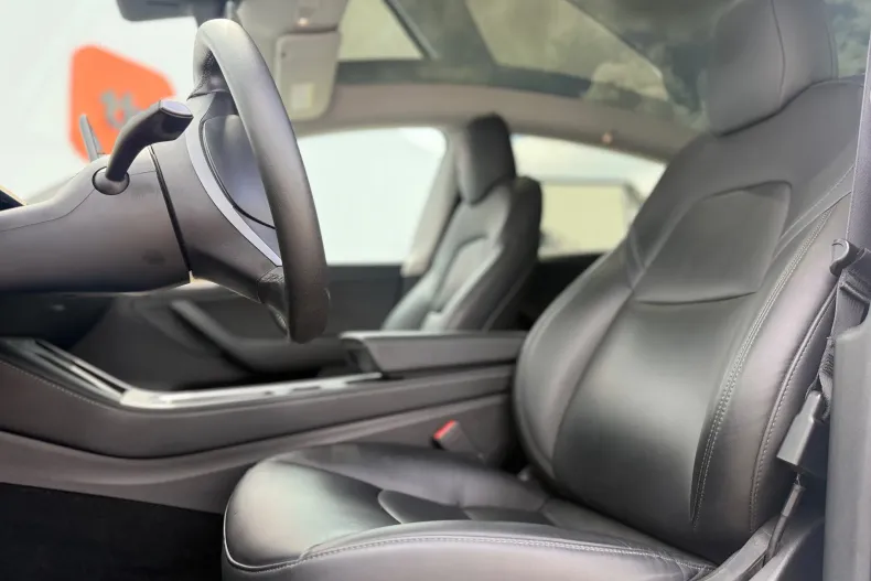 Tesla Model Y din 2022 cu 115.523 km - oferta TES244350 - foto 5