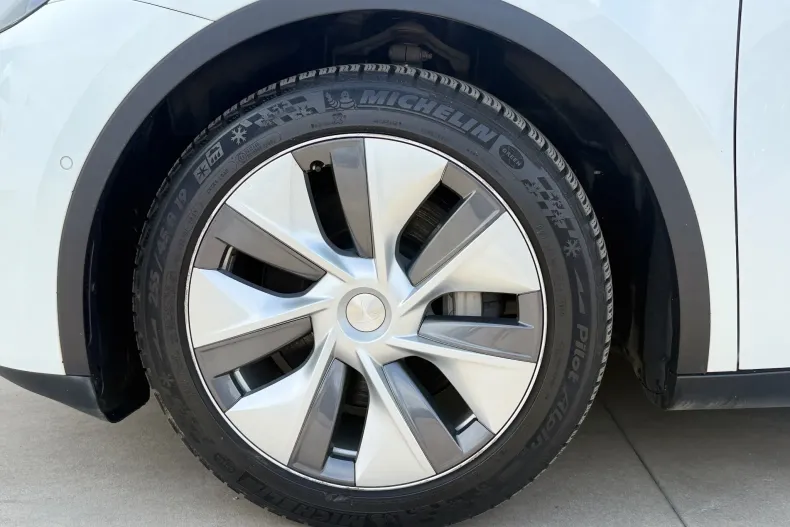 Tesla Model Y din 2022 cu 115.523 km - oferta TES244350 - foto 20