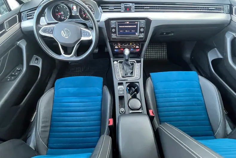 Volkswagen Passat din 2022 cu 62.796 km - oferta VOL244360 - foto 11