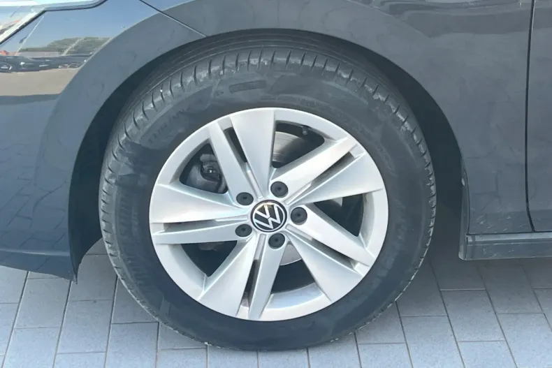 Volkswagen Golf din 2023 cu 148.899 km - oferta VOL244361 - foto 6