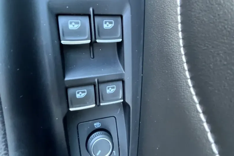 Volkswagen Passat din 2022 cu 63.060 km - oferta VOL244364 - foto 12