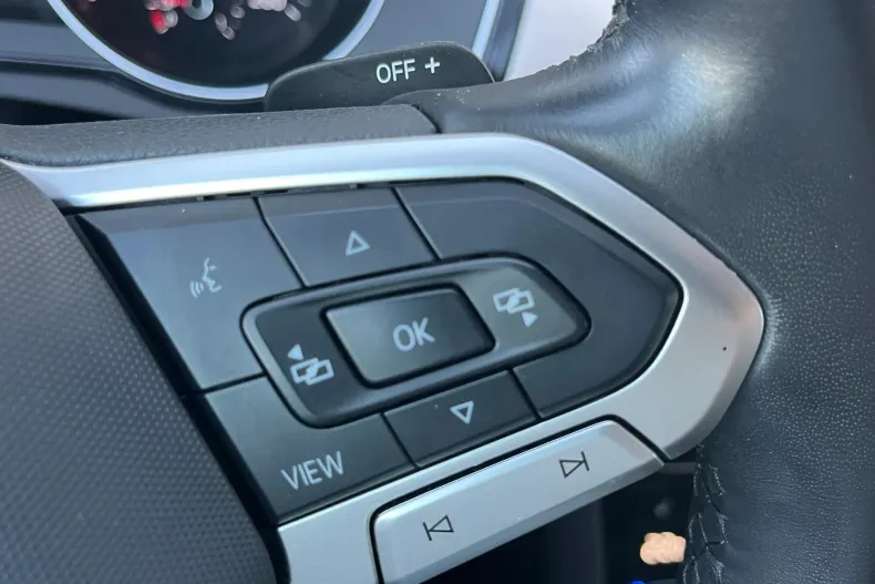 Volkswagen Passat din 2022 cu 63.060 km - oferta VOL244364 - foto 18