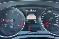 Volkswagen Passat din 2022 cu 63.060 km - oferta VOL244364 - foto 19