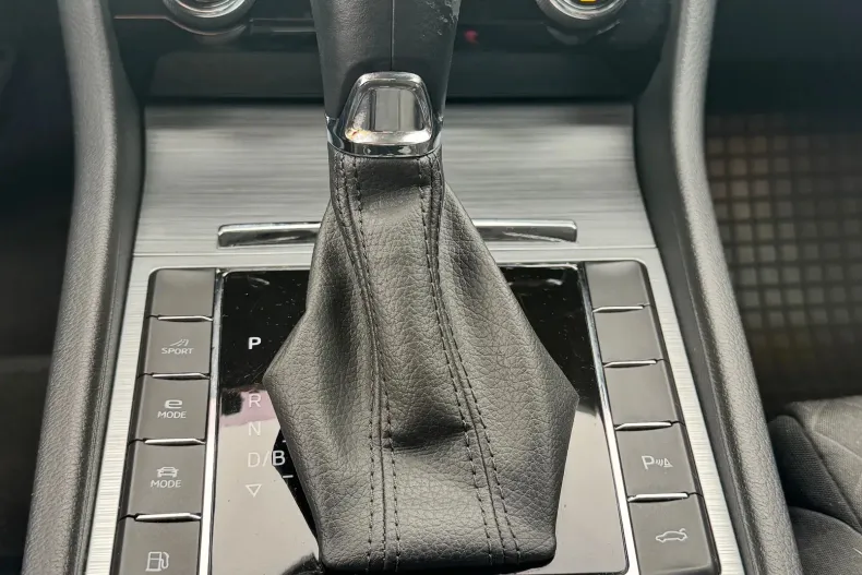 Skoda Superb din 2020 cu 125.900 km - oferta SKO244367 - foto 25