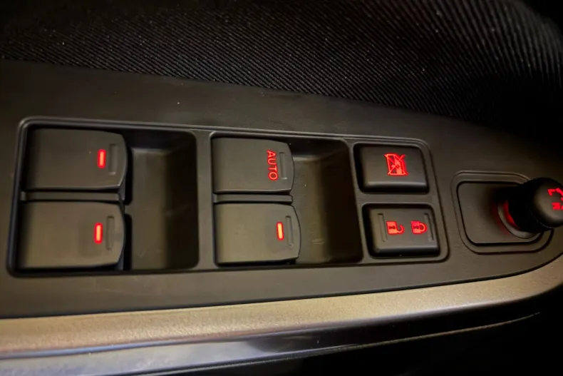 Suzuki Vitara din 2025 cu 1 km - oferta SUZ244370 - foto 8