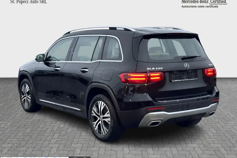 Mercedes-Benz GLB 220 (Clasa GLB) din 2025 cu 3.300 km - oferta MER244380 - foto 4