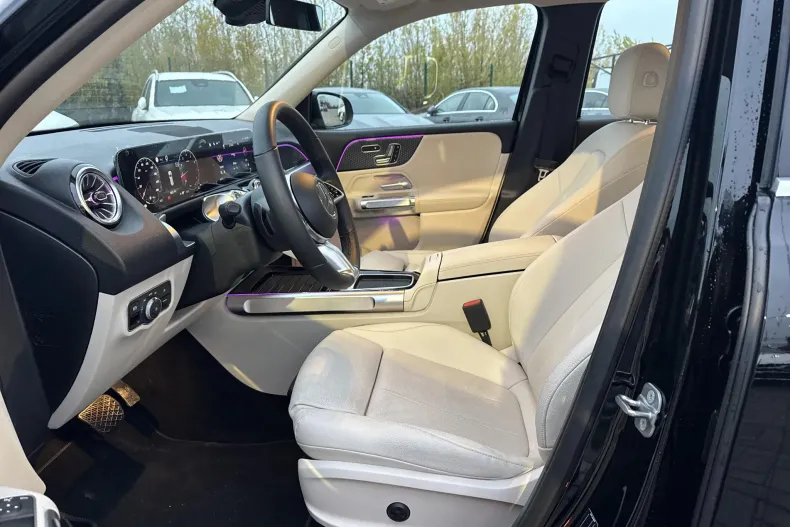 Mercedes-Benz GLB 220 (Clasa GLB) din 2025 cu 3.300 km - oferta MER244380 - foto 14
