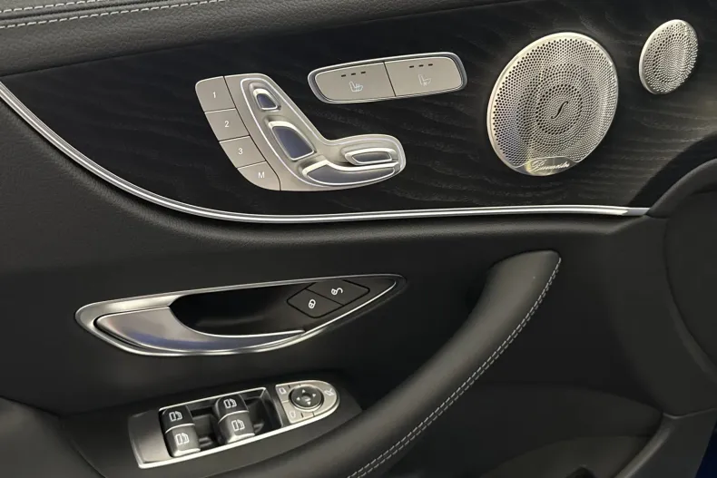 Mercedes-Benz E 53 AMG (Clasa E) din 2023 cu 52.485 km - oferta MER244382 - foto 14