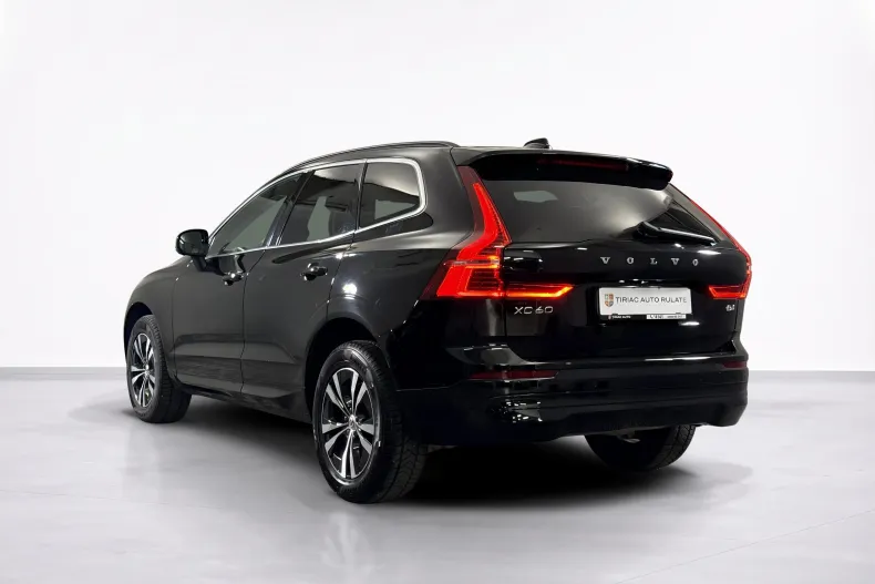 Volvo XC60 din 2022 cu 48.614 km - oferta VOL244384 - foto 3