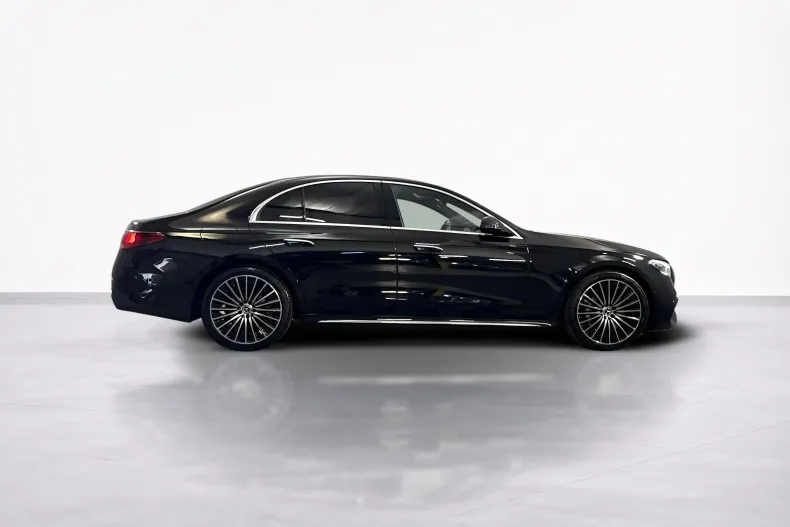 Mercedes-Benz E 220 (Clasa E) din 2025 cu 28.923 km - oferta MER244387 - foto 6