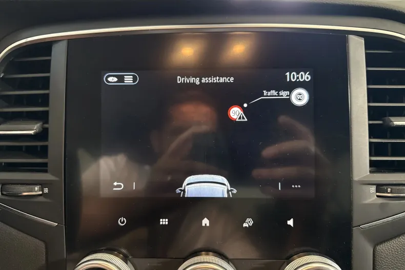 Renault Megane din 2021 cu 43.772 km - oferta REN244390 - foto 19