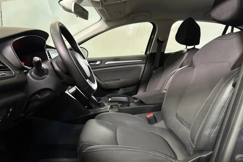 Renault Megane din 2021 cu 43.772 km - oferta REN244390 - foto 21