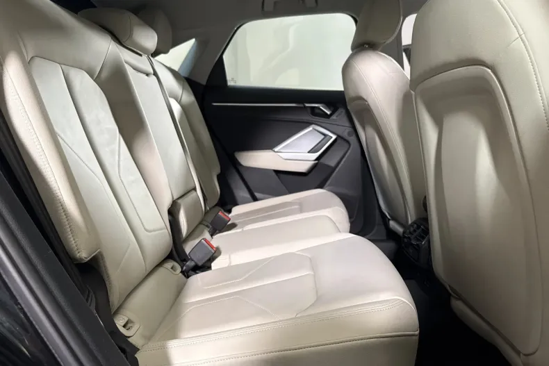 Audi Q3 din 2021 cu 74.042 km - oferta AUD244396 - foto 12