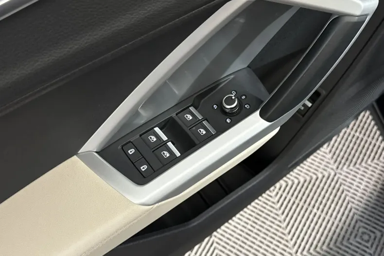 Audi Q3 din 2021 cu 74.042 km - oferta AUD244396 - foto 14