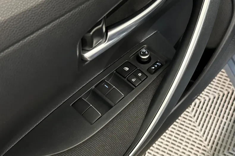 Toyota Corolla din 2025 cu 20.110 km - oferta TOY244397 - foto 14