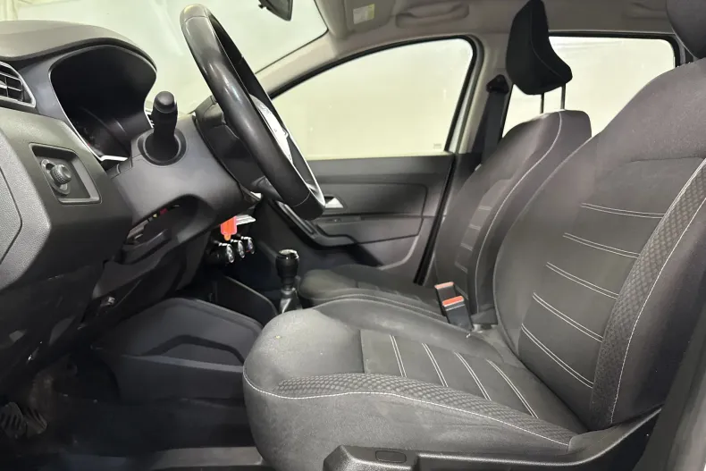 Dacia Duster din 2024 cu 95.037 km - oferta DAC244402 - foto 20