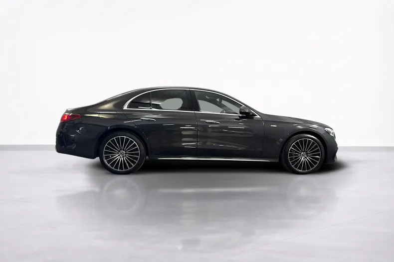 Mercedes-Benz E 300 (Clasa E) din 2025 cu 9.873 km - oferta MER244405 - foto 6