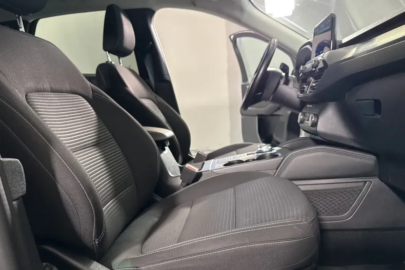 Ford Kuga din 2022 cu 106.159 km - oferta FOR244406 - foto 11