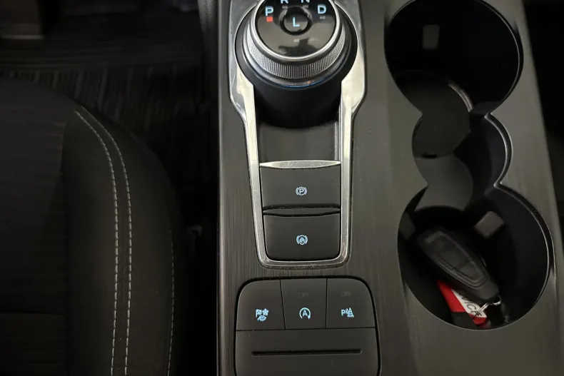 Ford Kuga din 2022 cu 106.159 km - oferta FOR244406 - foto 17