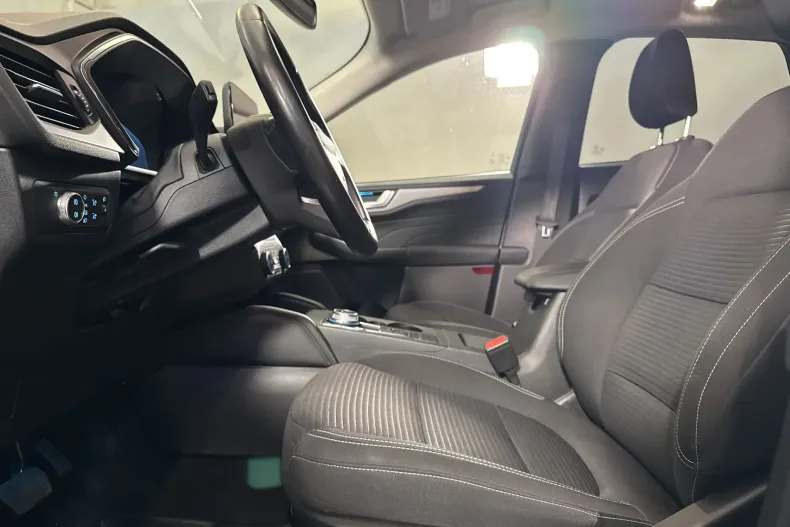Ford Kuga din 2022 cu 106.159 km - oferta FOR244406 - foto 24