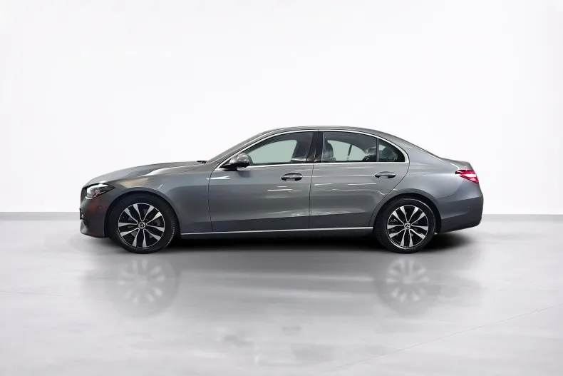 Mercedes-Benz C 300 (Clasa C) din 2023 cu 29.622 km - oferta MER244410 - foto 2
